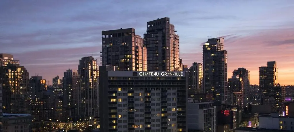 Howe Street Apartment With Views Vancouver