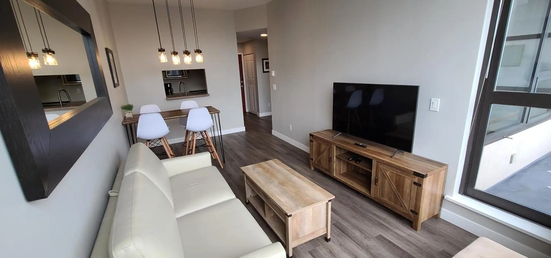 Howe Street Apartment With Views Vancouver 0*,  Canada